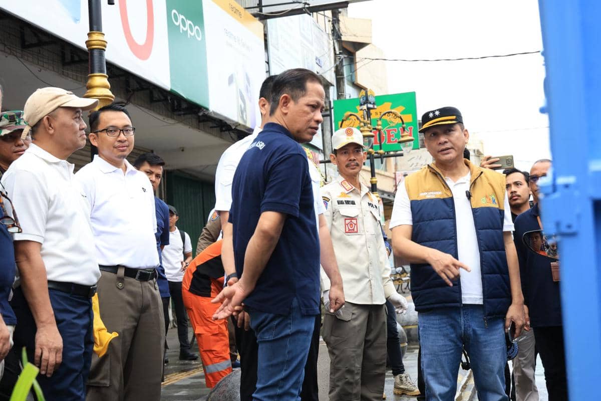 Menteri Lingkungan Hidup Hanif Faisol