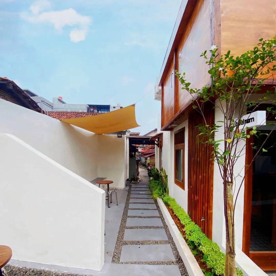 Barel Room Cafe Bandar Lampung