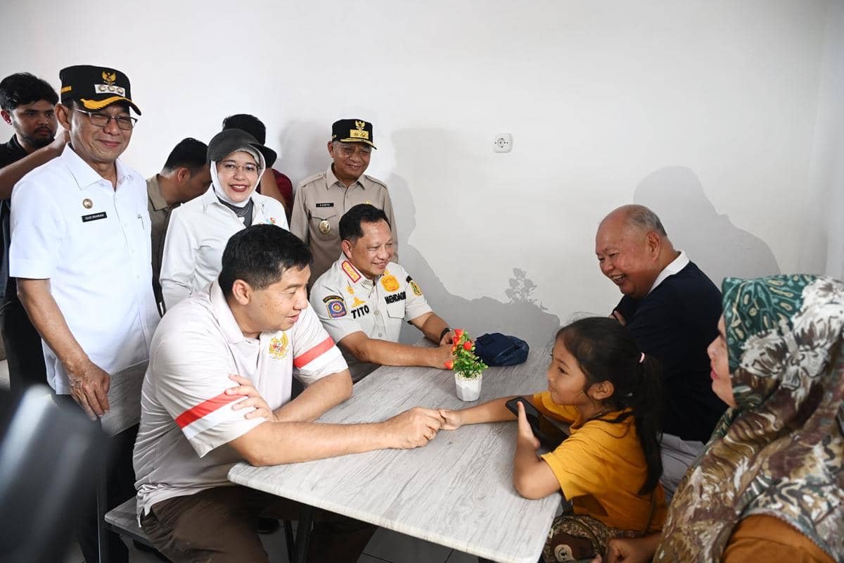 Wagub Bersama Menteri PKP dan Mendagri tinjau Huntap di Tapsel -2.jpg.jpeg