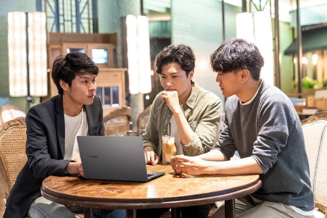 ASUS ExpertBook P1 P1403CVA: Laptop Bisnis Terbaik untuk Produktivitas