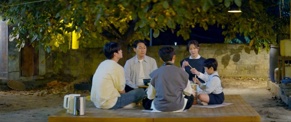 Cuplikan drama Cabbage Your Life (dok. KBS2/ Cabbage Your Life)