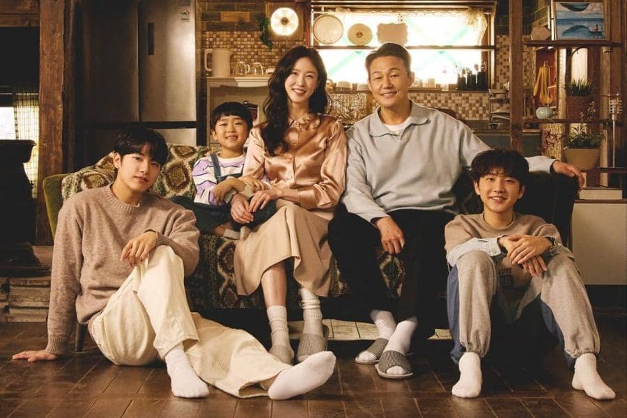 7 Proses Adaptasi Keluarga Tae Hun di Yeonriri dalam Cabbage Your Life