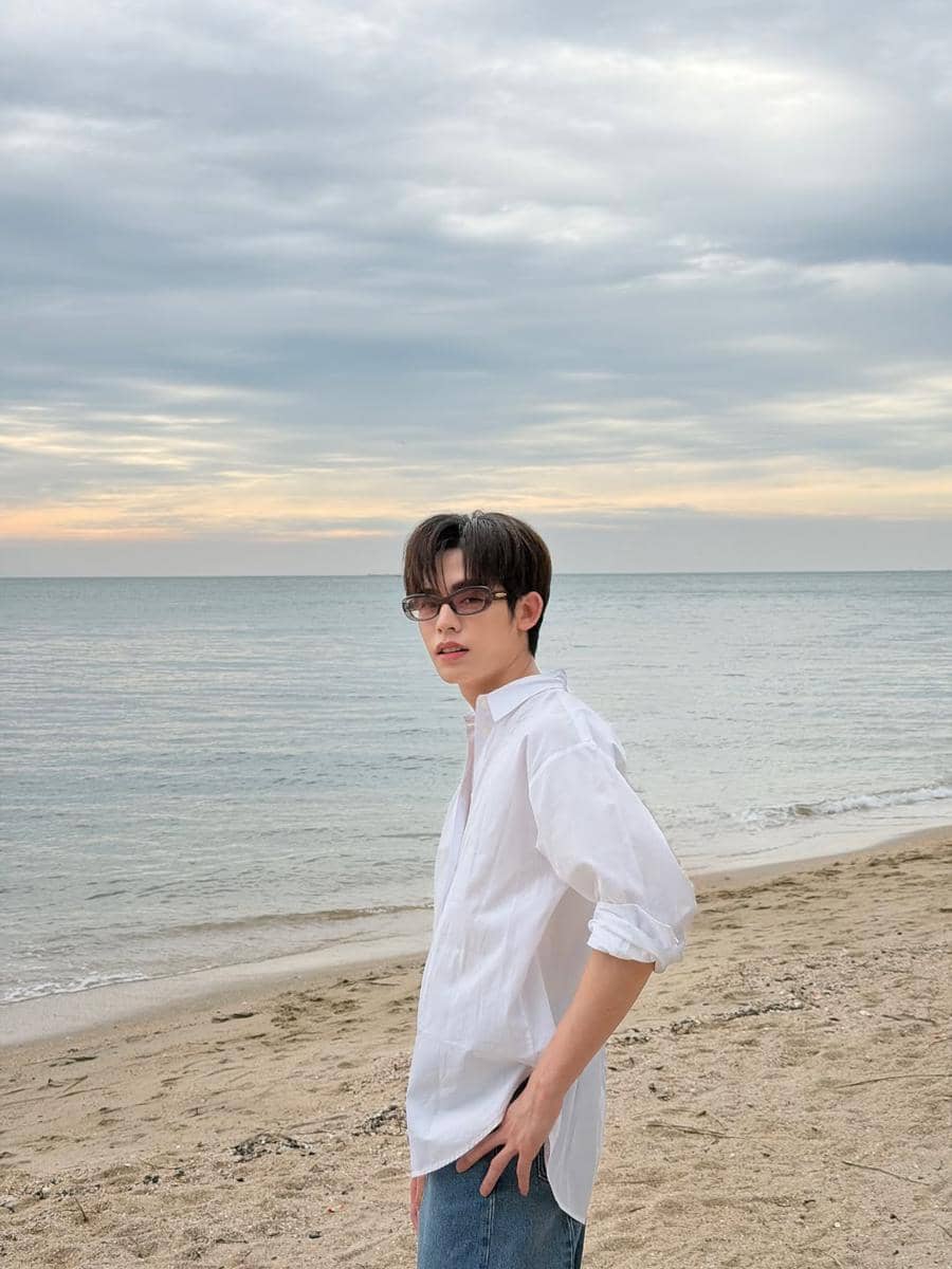 OOTD ke Pantai ala Por Suppakarn