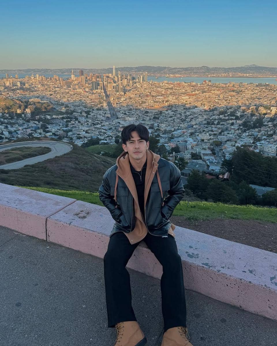 OOTD Nuansa Winter ala Toey Pongsakorn