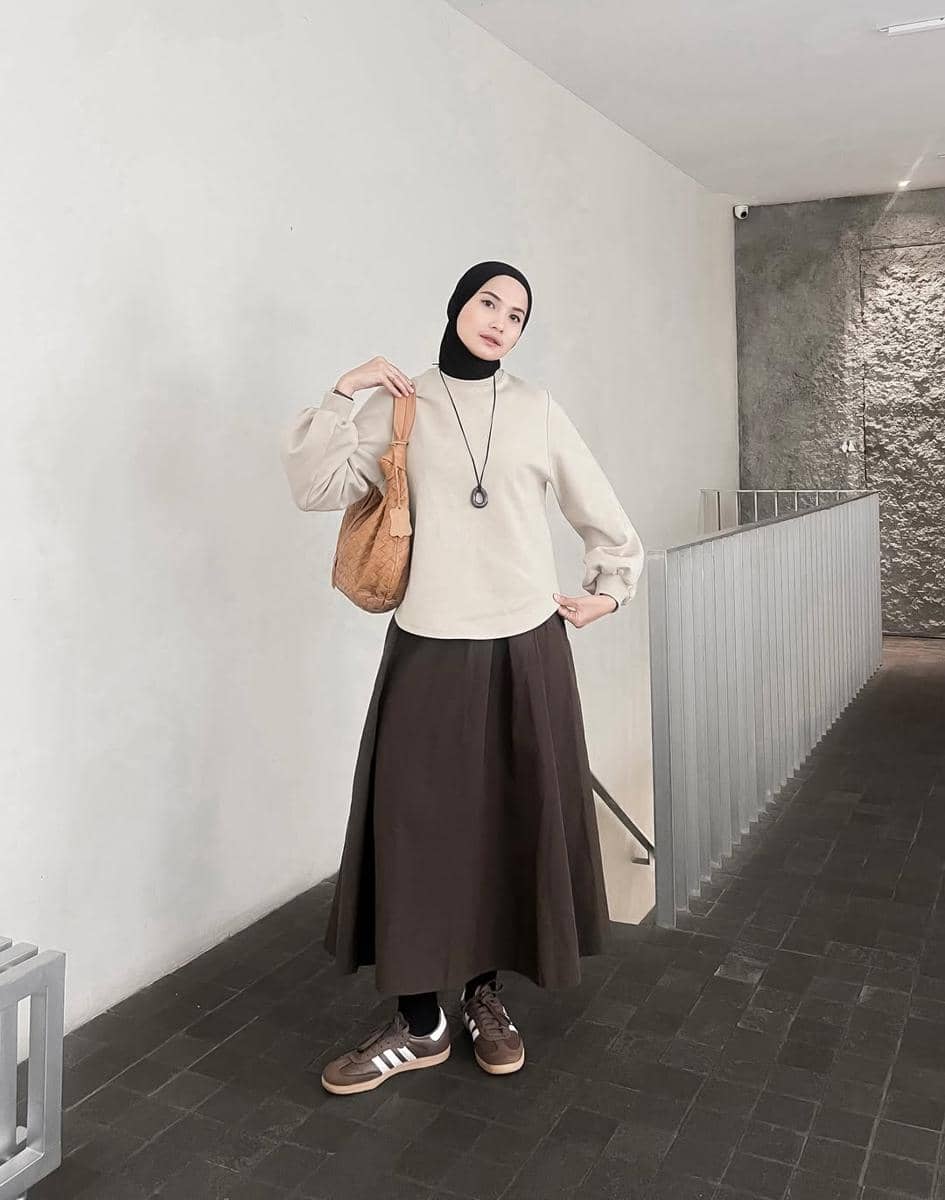 Outfit ala Anggita Kusuma