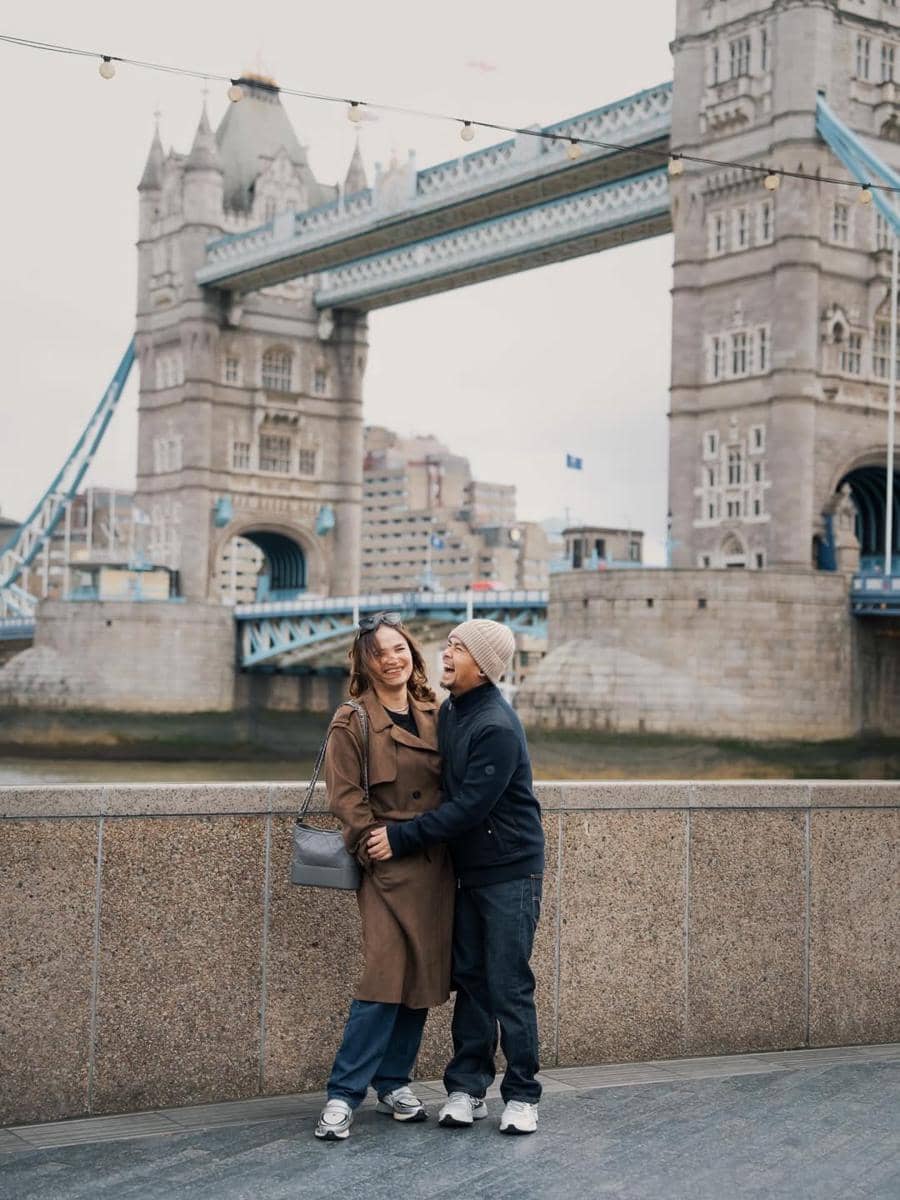 Wendi Cagur dan keluarga liburan