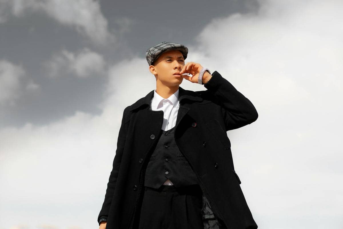 ilustrasi pria overdress