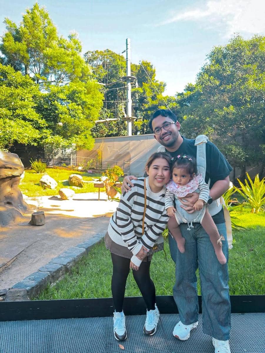  Kiky Saputri ajak keluarga ke Taronga Zoo di Sydney