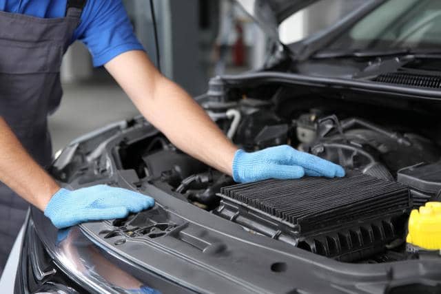 ilustrasi filter udara mobil