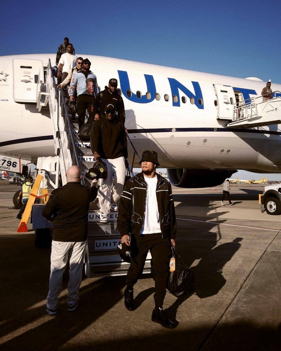 bepergian dengan United Airlines