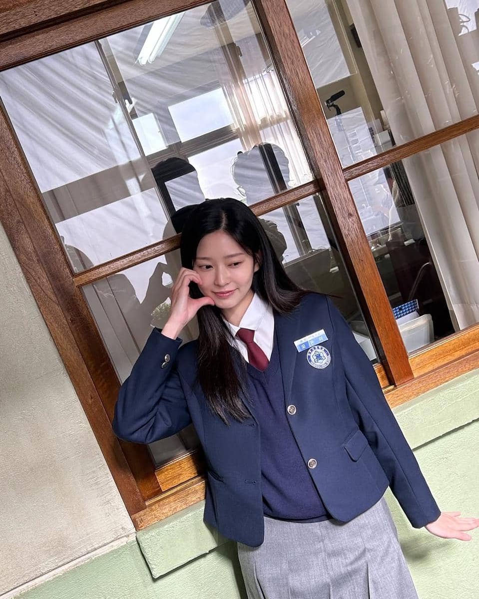 Di balik layar Still Shining