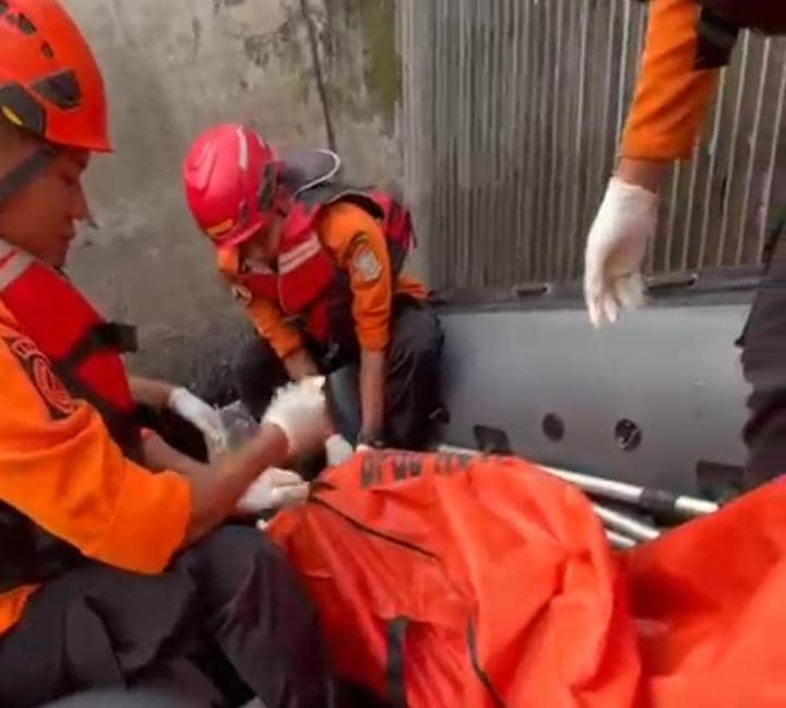 Mayat Perempuan Lansia Ditemukan di Bozem Bratang Surabaya