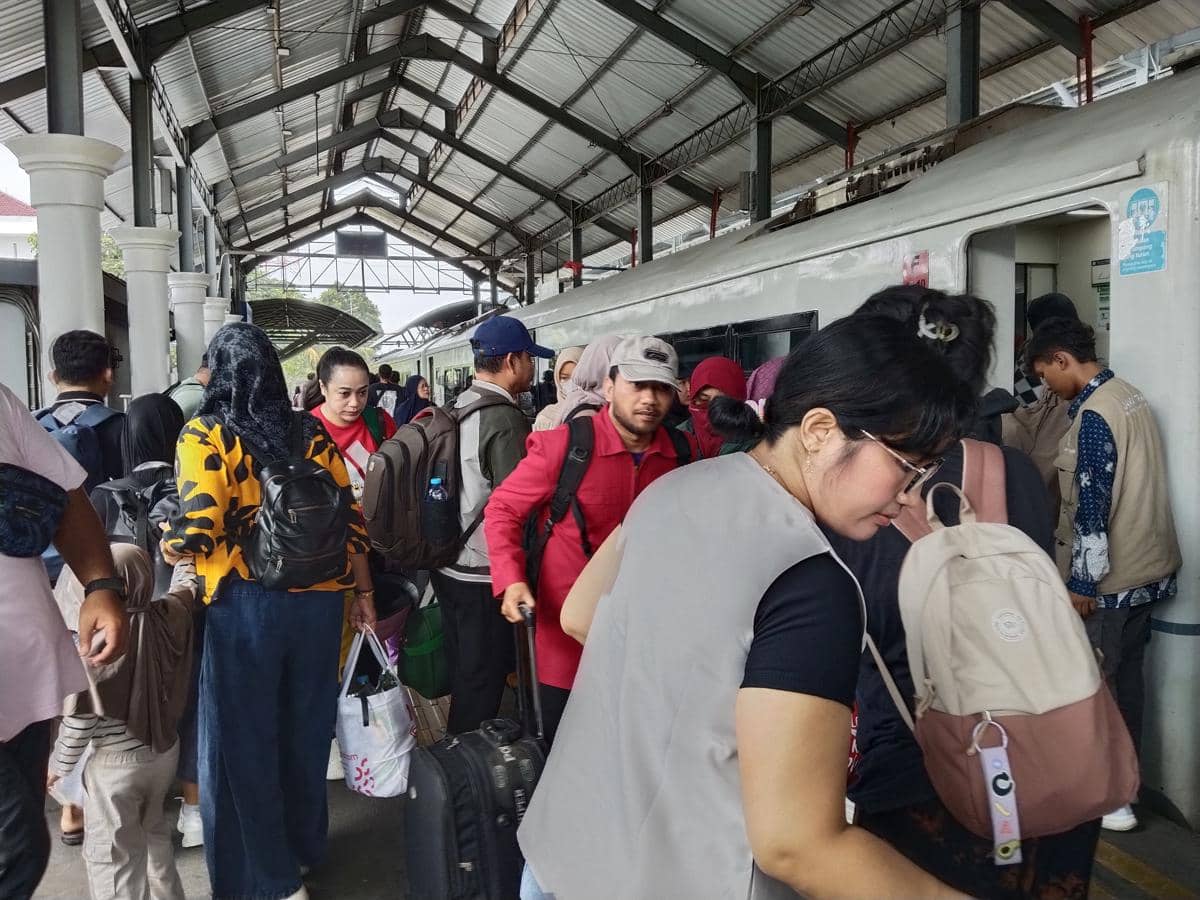 H+7 Lebaran, Stasiun Wilayah Daop 8 Masih Dipenuhi 50 Ribu Penumpang