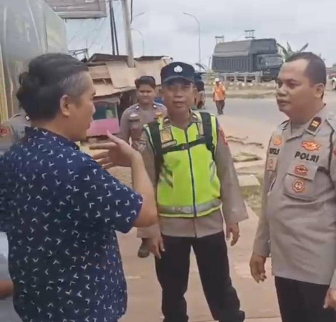Pemudik tak sengaja tinggalkan istri di Jalintim Sungai Lilin. (Dok. Polres Muba)