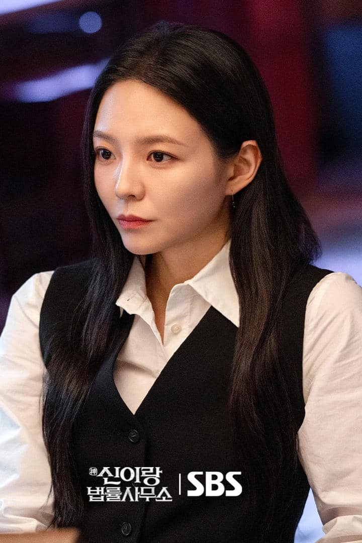 still cuts Phantom Lawyer