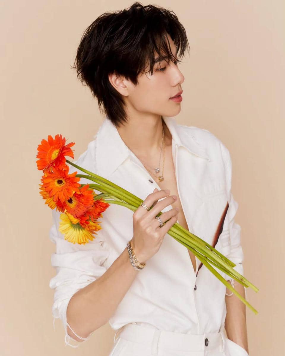 potret Phuwin Tangsakyuen