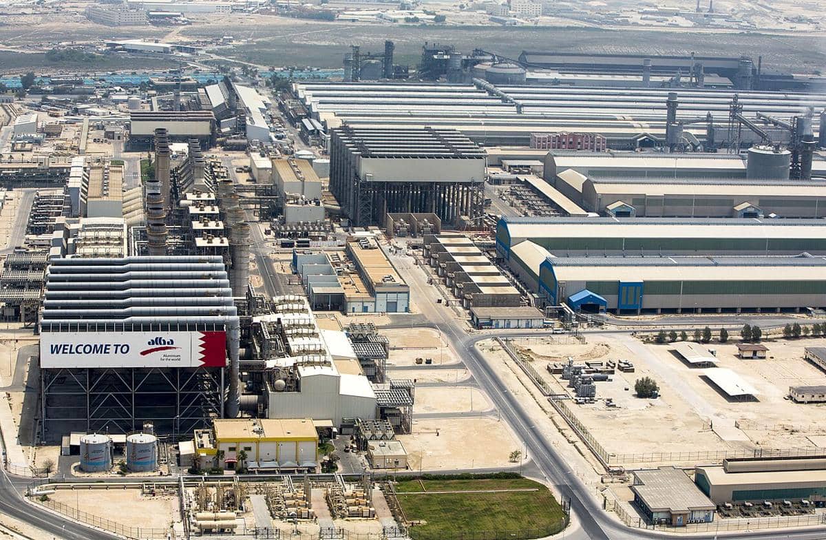 Iran Serang Pabrik Aluminium Bahrain, 2 Orang Terluka