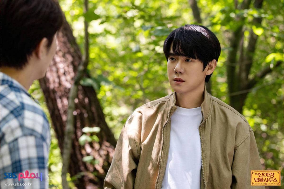 Cuplikan drama Korea Phantom Lawyer