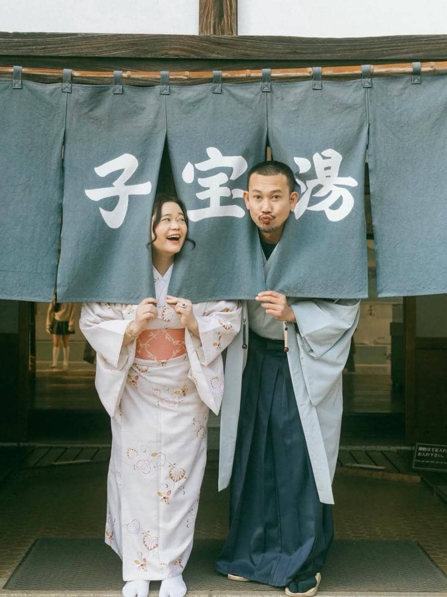 Photoshoot keluarga Denny Sumargo di Jepang