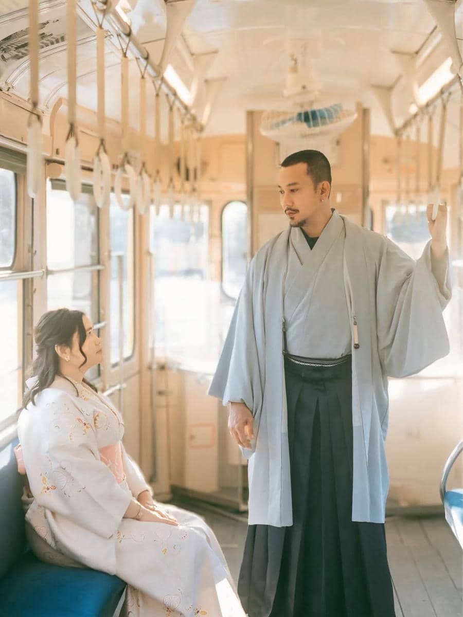 Photoshoot keluarga Denny Sumargo di Jepang