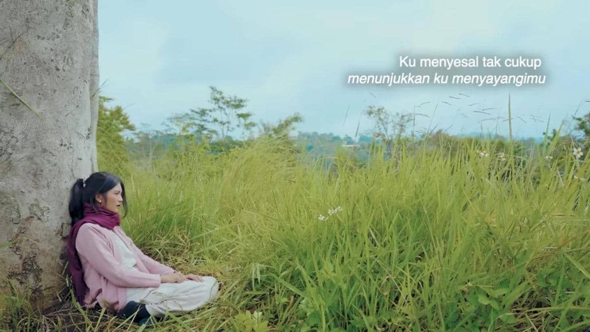 cuplikan video lirik "Lewat Doa"