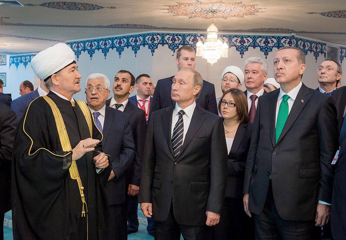 Peresmian Masjid Katedral Moskow pada tahun 2015.