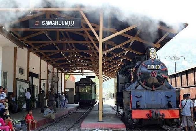 Potret kereta heritage di Museum Kereta Api Sawahlunto, Sumatra Barat 