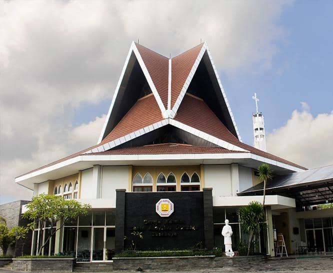Potret Gereja Katolik Paroki St. Aloysius Gonzaga