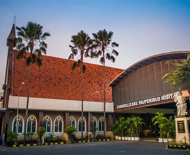 Potret Gereja Katolik Paroki St. Vincentius a Paulo