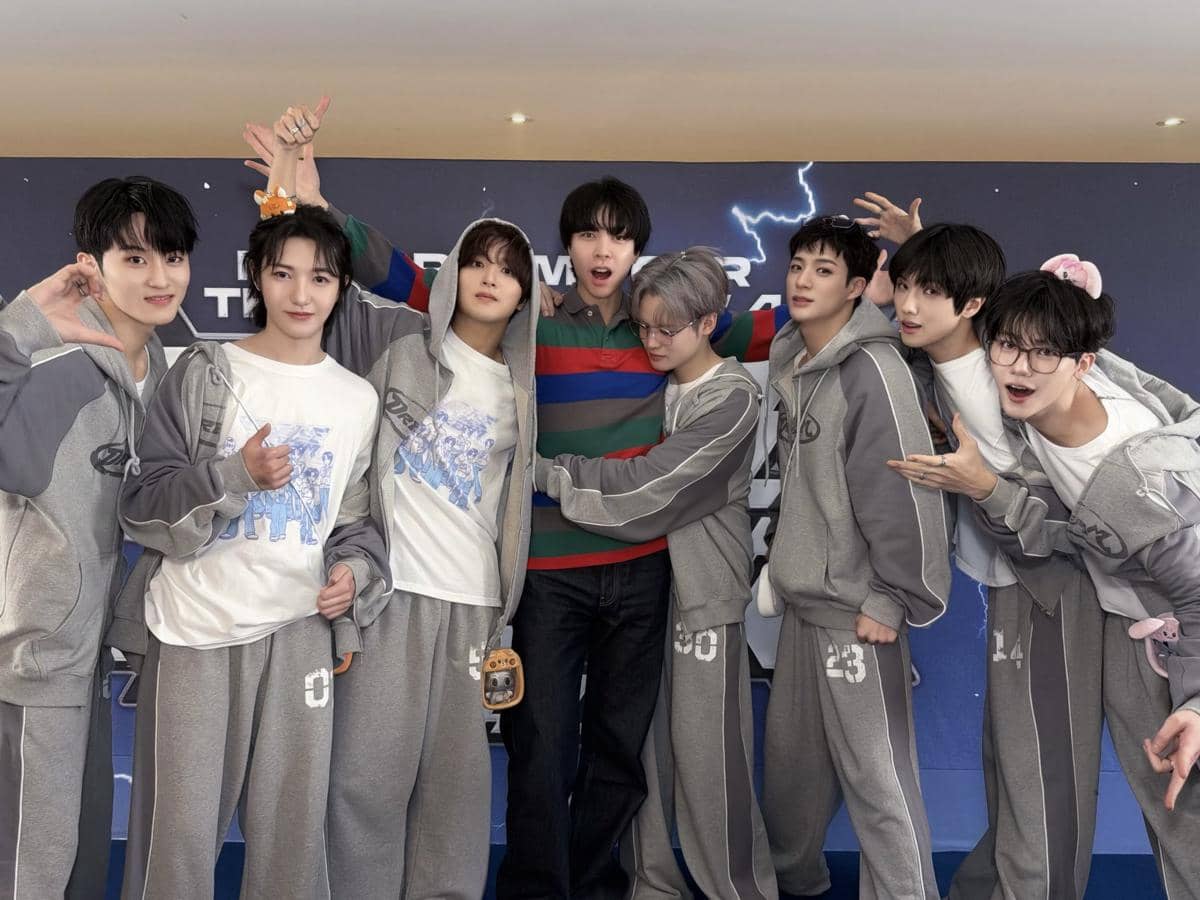 potret Johnny NCT nonton konser encore NCT DREAM