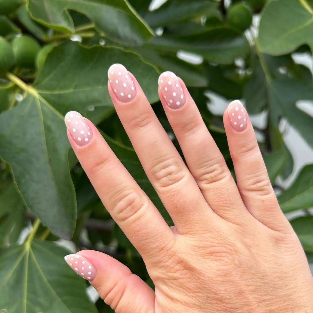 ide nail art kuku almond 2026