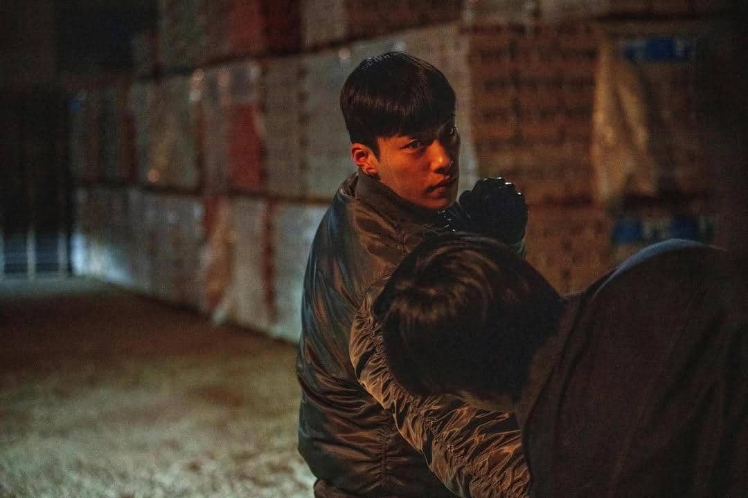 still cut drama Korea Bloodhounds 2