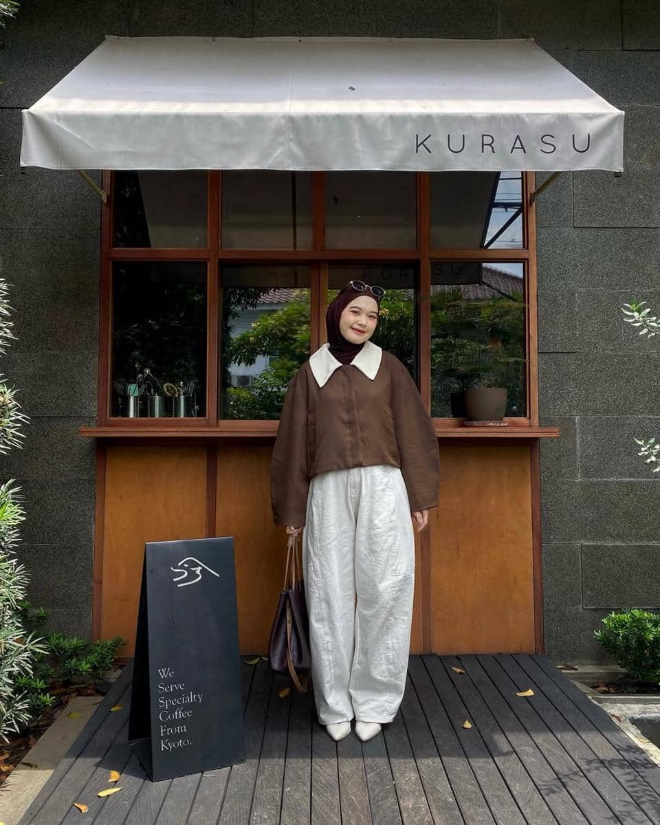 OOTD Berkerah ala Novi Akmalya