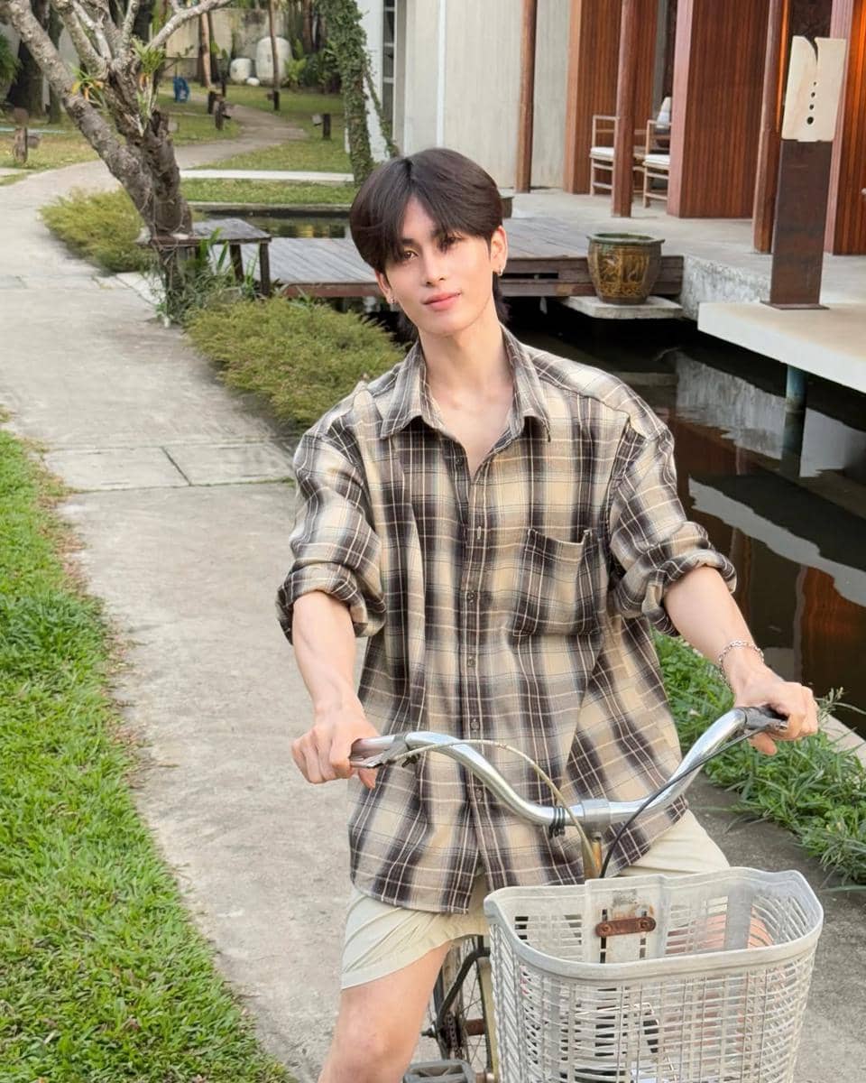 OOTD Liburan ala Santa Pongsapak