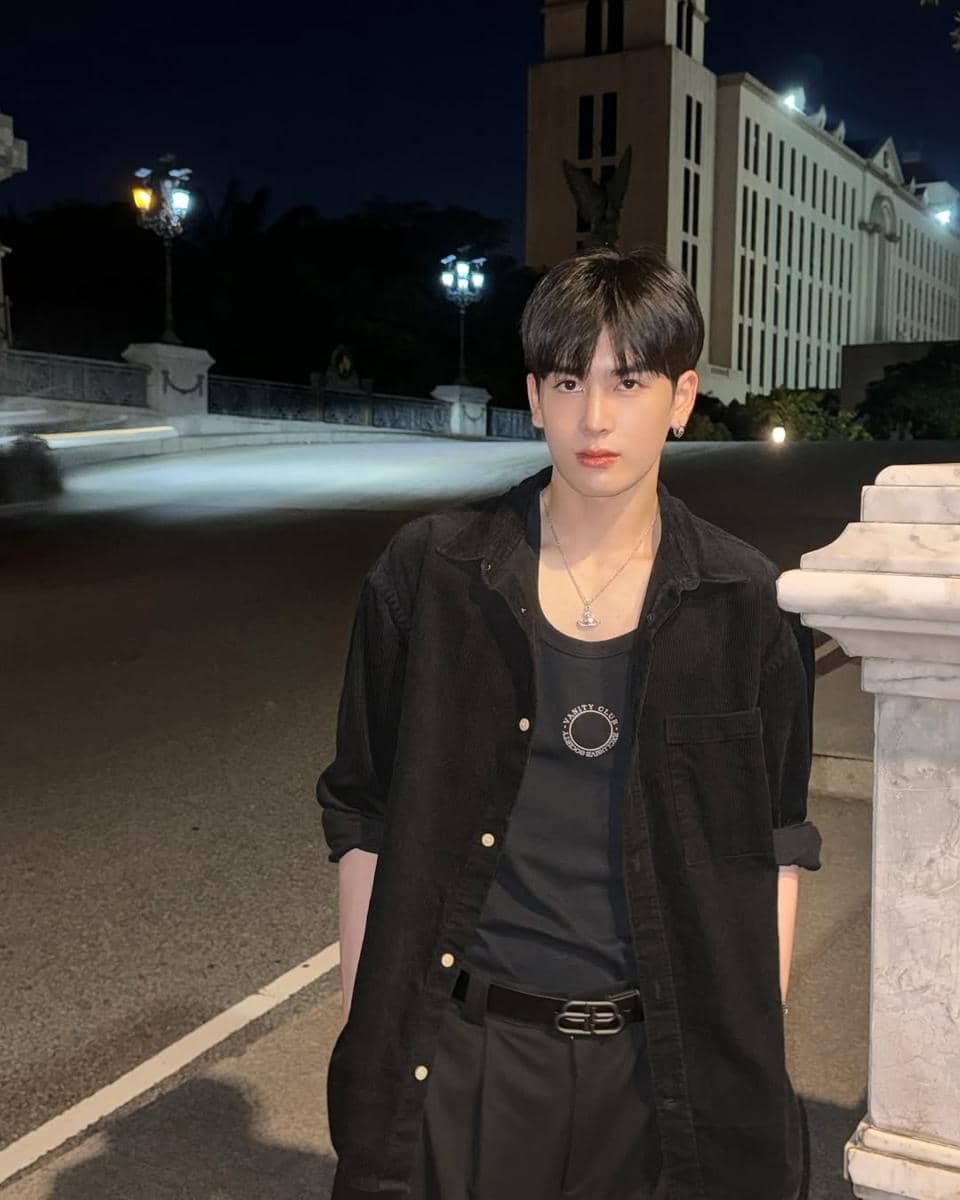 OOTD Night Out ala Santa Pongsapak