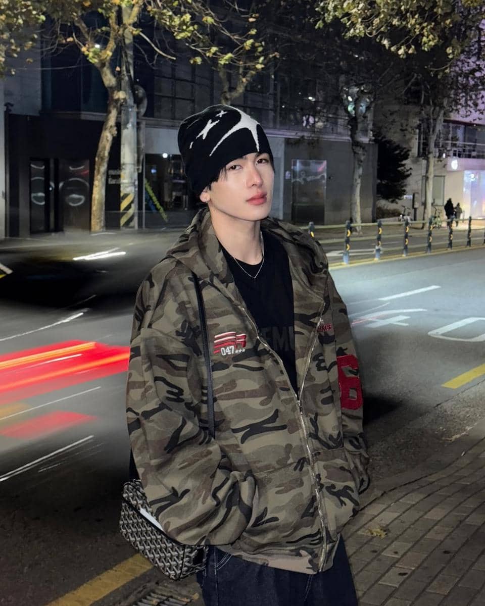 OOTD Night Out ala Santa Pongsapak