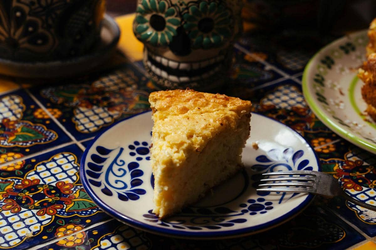 ilustrasi bolu tapai keju panggang