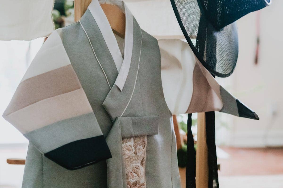 Ilustrasi baju hanbok