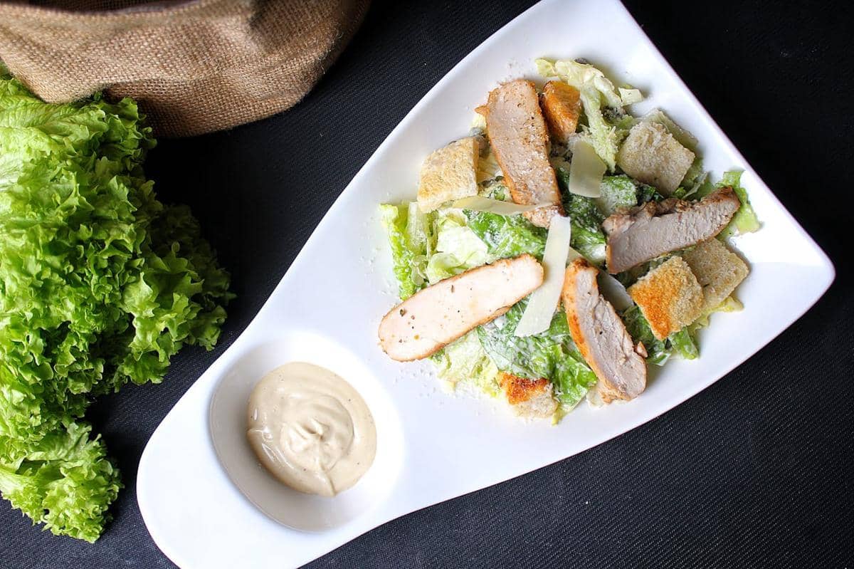 Resep Caesar Salad, Kreasi Salad yang Digemari Banyak Umat!
