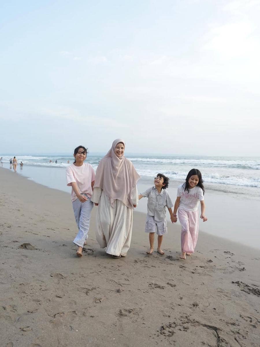 Natasha Rizky ajak keluarga liburan ke Bali