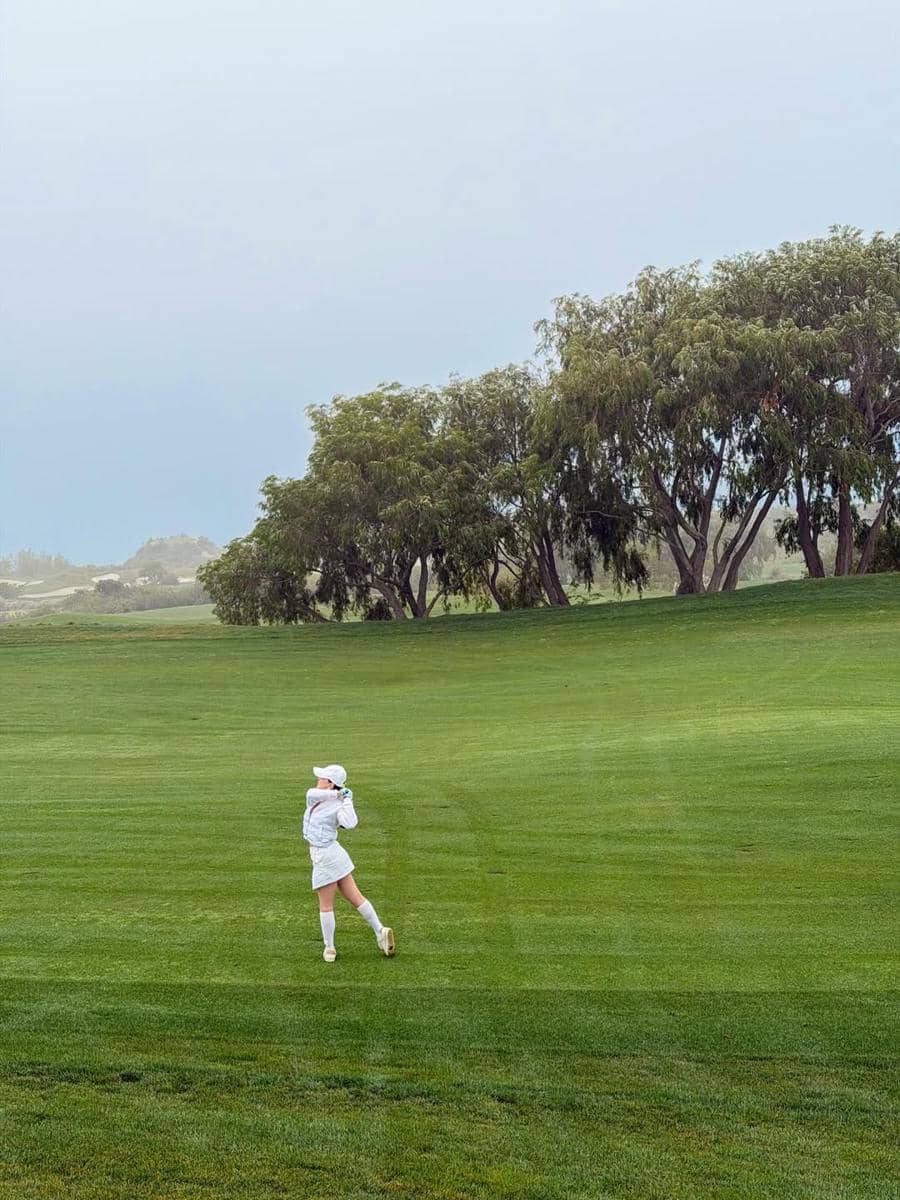 Shandy Aulia saat main golf di LA