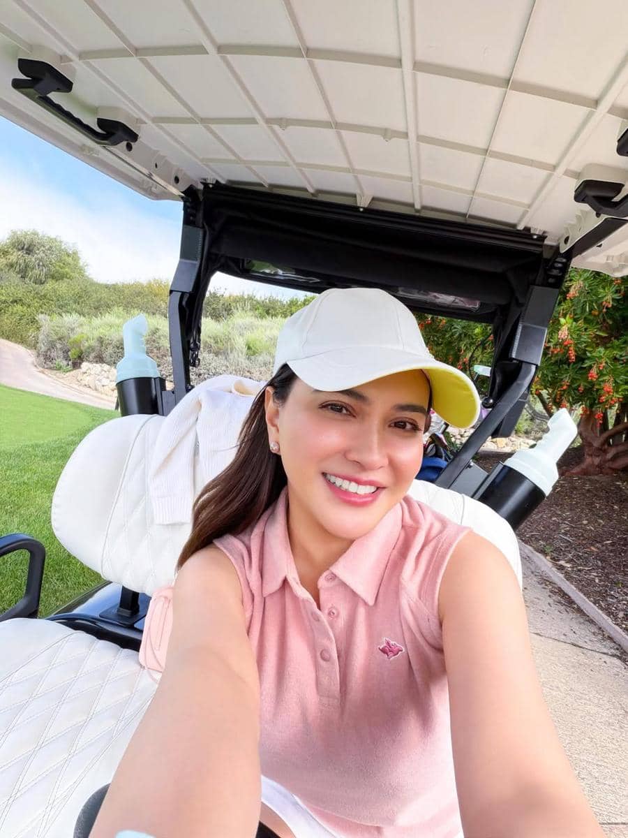 Shandy Aulia saat main golf di LA