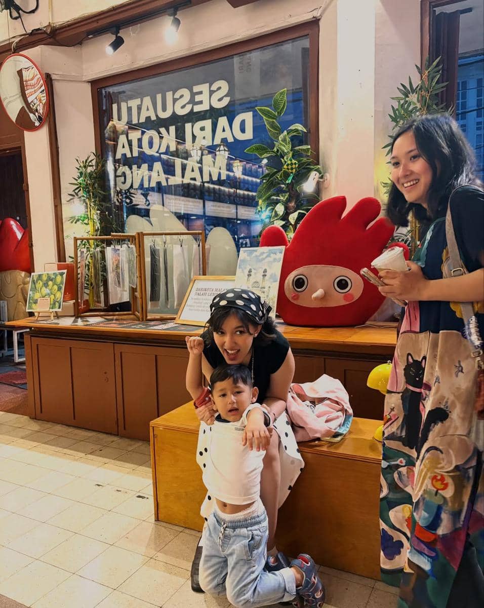 Ify Alyssa saat berlibur ke Kota Malang dan Batu