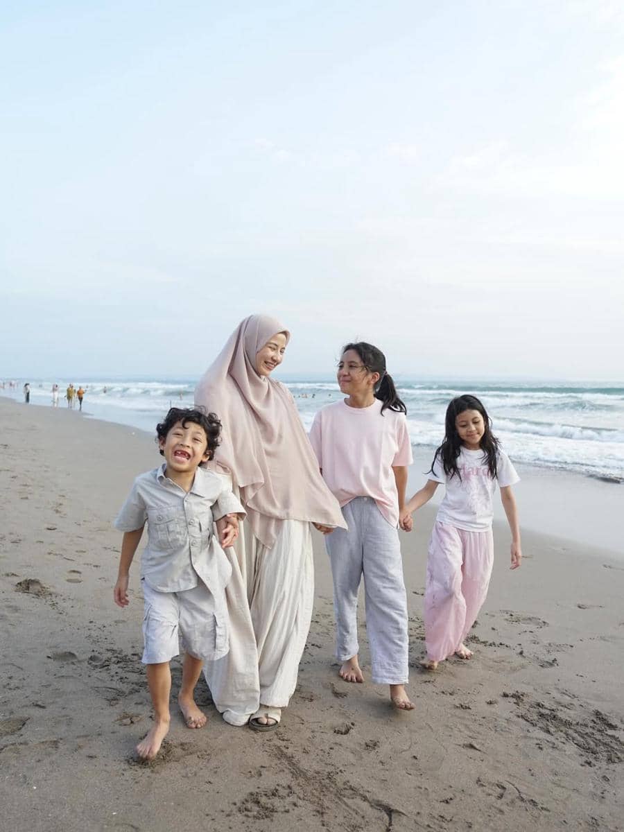 Natasha Rizky ajak keluarga liburan ke Bali