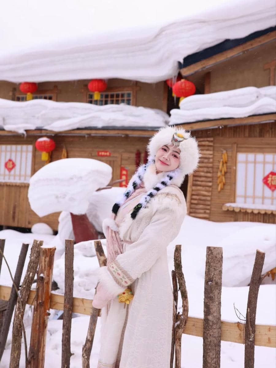 Felicya Angelista dengan makeup douyin saat di Harbin