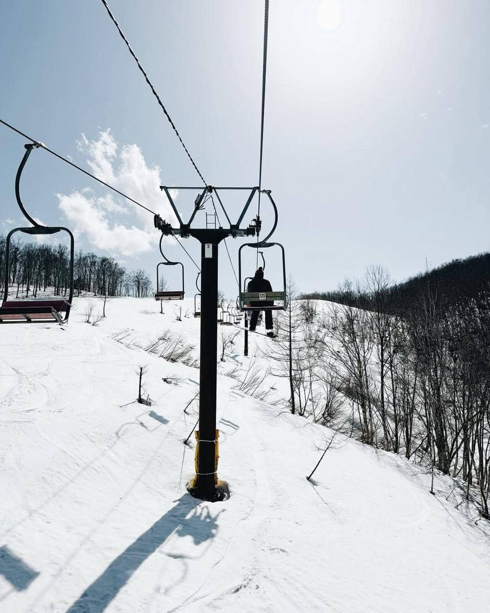 Keluarga Ayudia Bing Slamet liburan di Hakuba