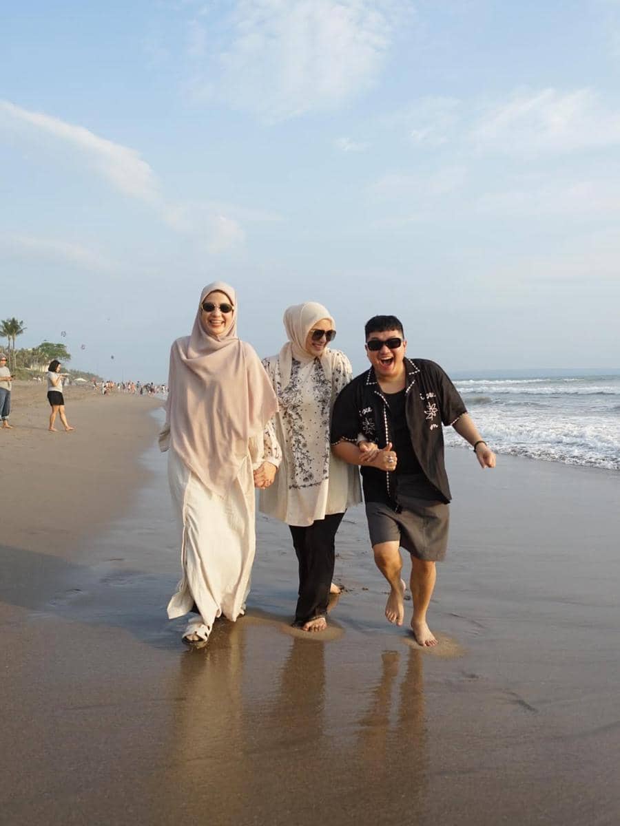 Natasha Rizky ajak keluarga liburan ke Bali