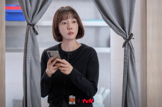 cuplikan drama Mad Concrete Dreams