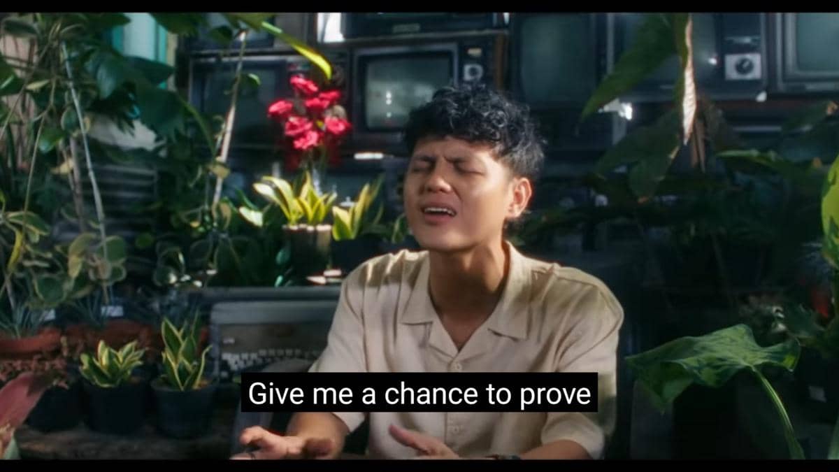 cuplikan video klip "Beri Aku Kesempatan"