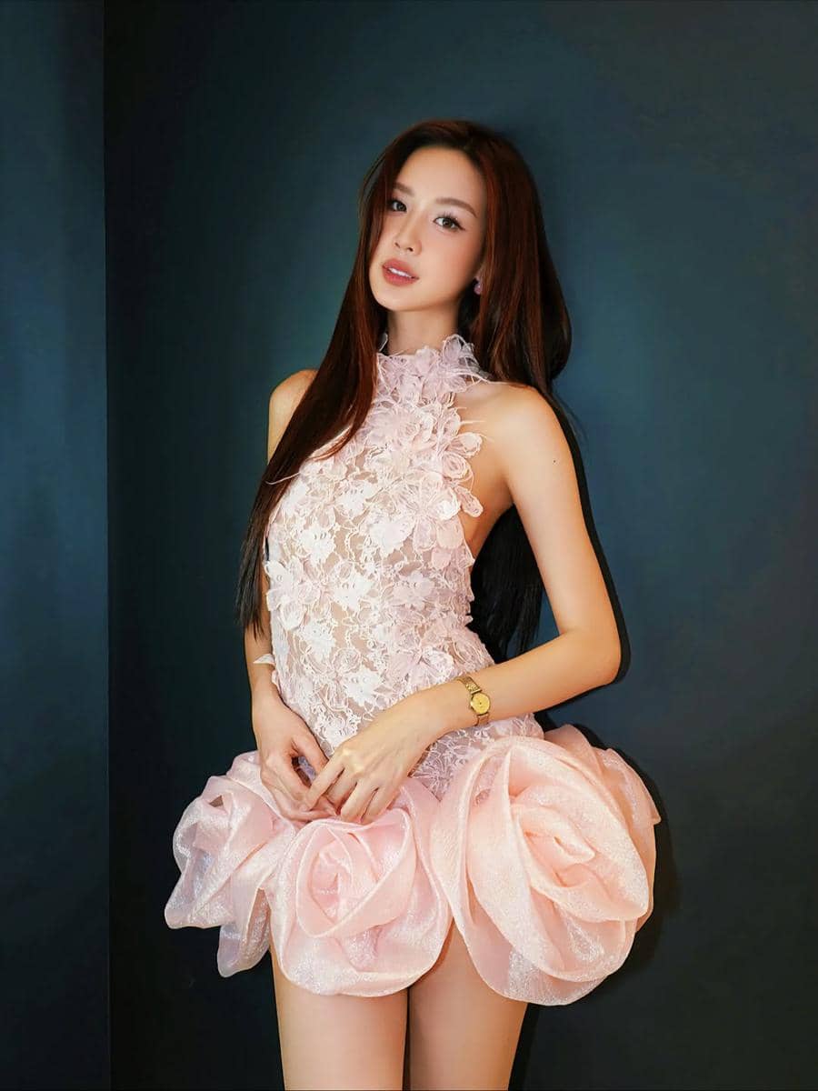 potret Le Nguyen Bao Ngoc, Miss World Vietnam 2026